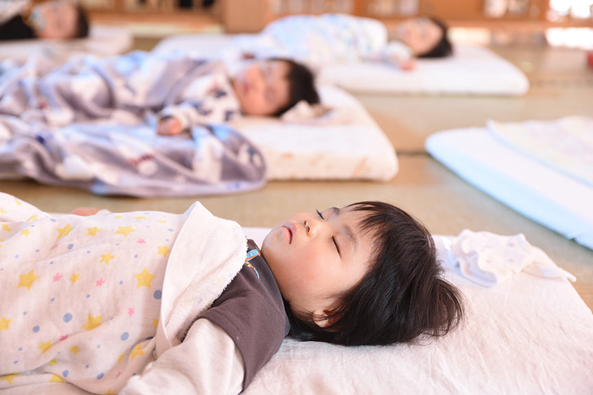 おひるね